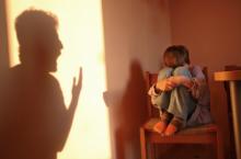 ბავშვზე ძალადობა -  რა უნდა მივიჩნიოთ საფრთხის მანიშნებლად