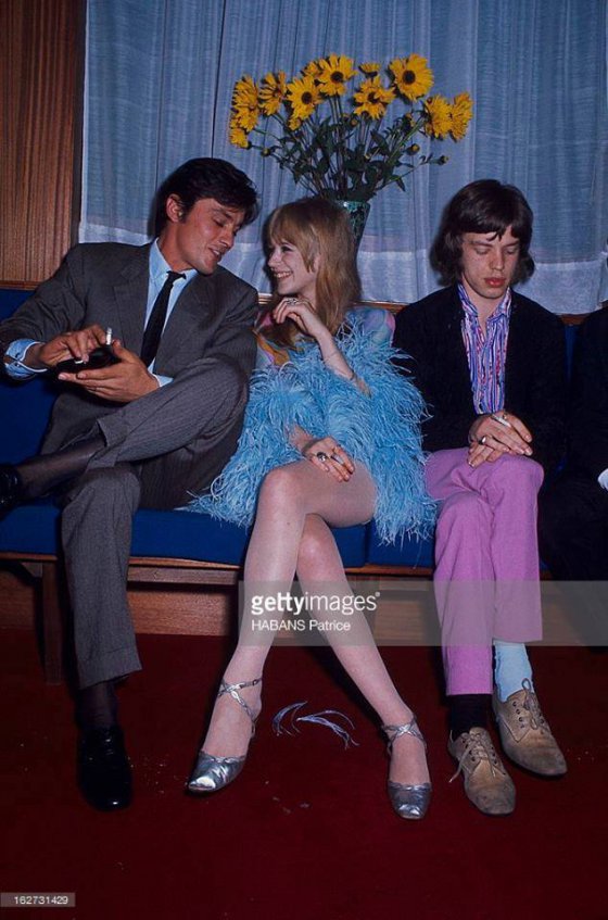 ალენ დელონი, მარიანა ფეიტფული (Marianne Faithfull)  და მიკ ჯაგერი, 1967 წელი