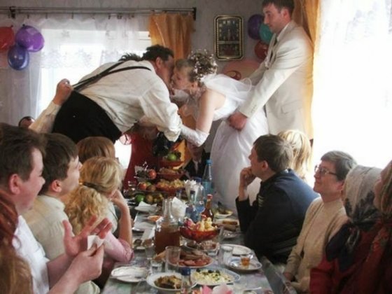 სიტუაცია ქორწილში, რუსეთი