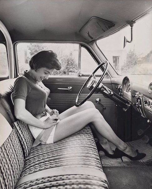 როცა მანქანები ზედმეტად დიდები იყვნენ. 1950-იანი წლები.