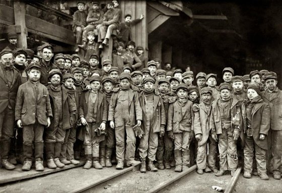 პატარა მაღაროელთა ჯგუფი პენსილვანიიდან, 1910 წელი