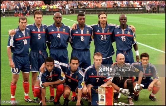 ევროპის ჩემპიონი საფრანგეთის ნაკრები 2000 წ.