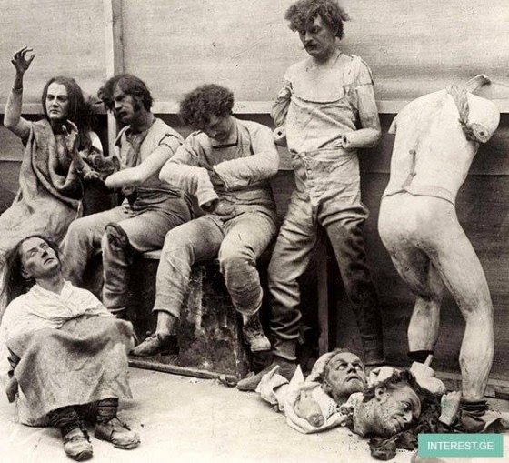 დამდნარი და დაზიანებული თოჯინები დიდი ხანძრის შემდეგ მადამ ტიუსოს მუზეუმში, ლონდონი, 1930 წელი
