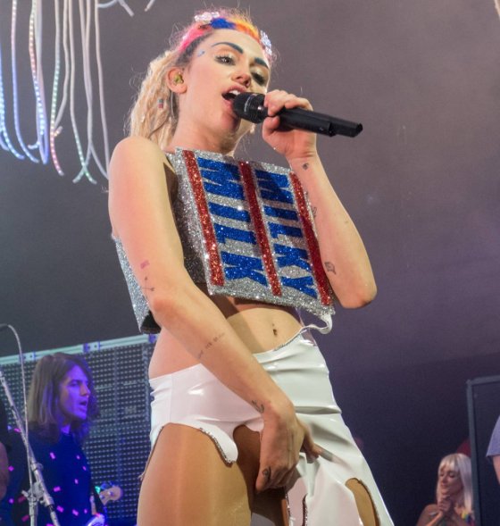 Miley Cyrus თავის სტიქიაშია