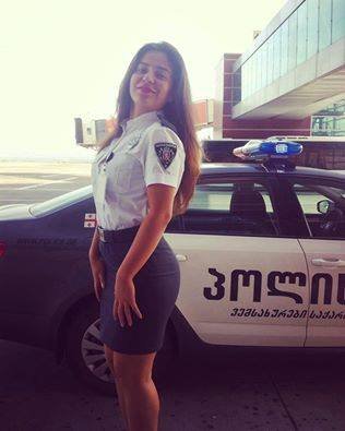 ქართველი პოლიციელი ქალი
