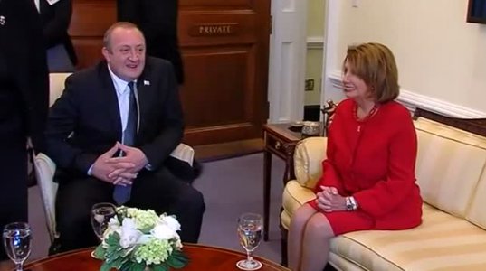 საქართველოს პრეზიდენტი უმცირესობის ლიდერს ნენსი პელოსს შეხვდა